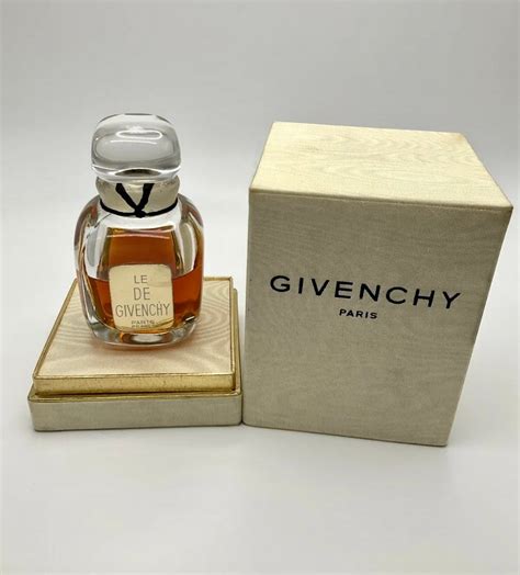 le de givenchy vintage perfume.